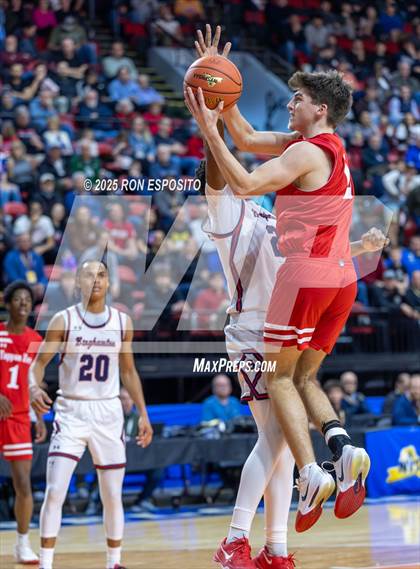 Thumbnail 1 in Tappan Zee vs Binghamton (NYSPHSAA Class AA Semifinal) photogallery.