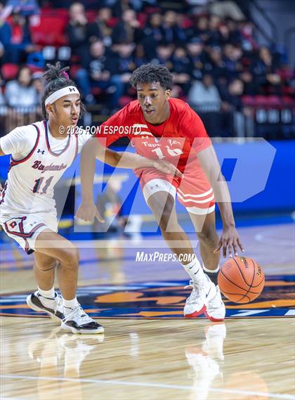 Thumbnail 3 in Tappan Zee vs Binghamton (NYSPHSAA Class AA Semifinal) photogallery.
