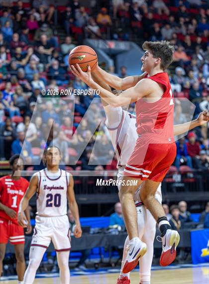 Thumbnail 3 in Tappan Zee vs Binghamton (NYSPHSAA Class AA Semifinal) photogallery.