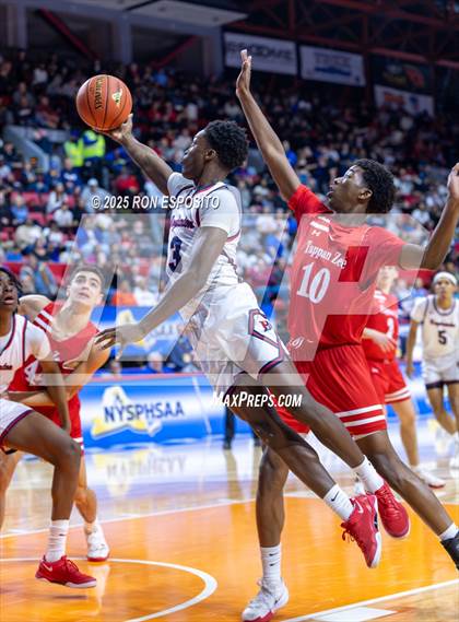 Thumbnail 2 in Tappan Zee vs Binghamton (NYSPHSAA Class AA Semifinal) photogallery.