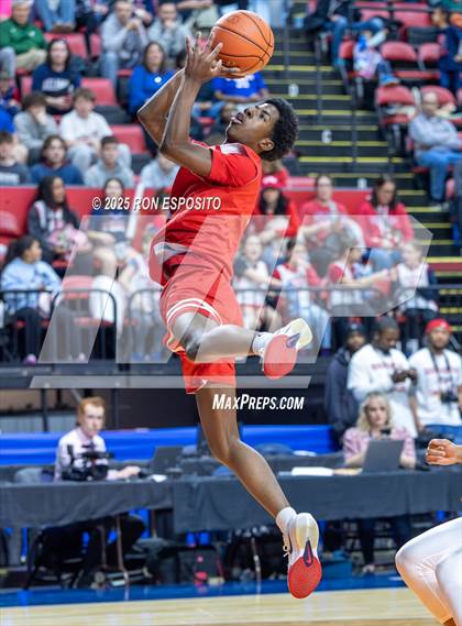 Thumbnail 1 in Tappan Zee vs Binghamton (NYSPHSAA Class AA Semifinal) photogallery.