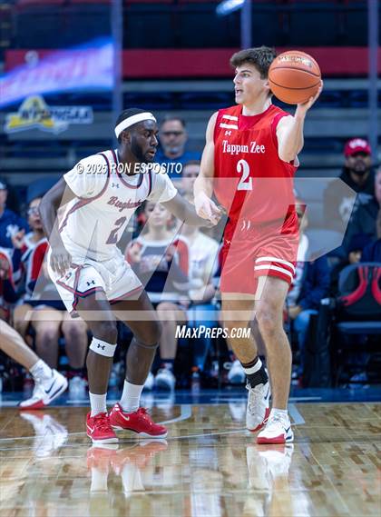 Thumbnail 2 in Tappan Zee vs Binghamton (NYSPHSAA Class AA Semifinal) photogallery.