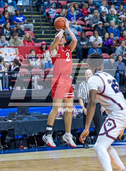 Thumbnail 2 in Tappan Zee vs Binghamton (NYSPHSAA Class AA Semifinal) photogallery.