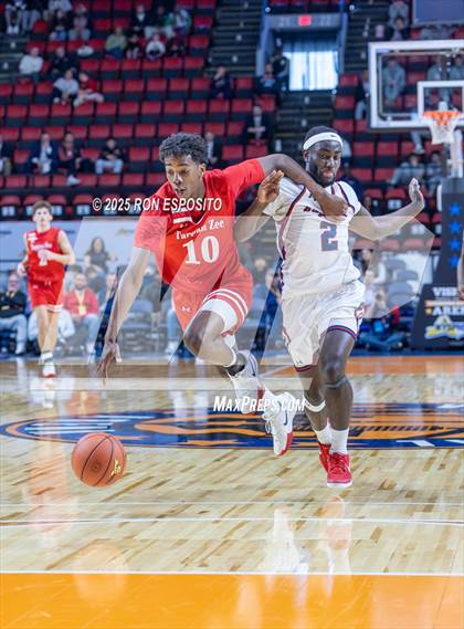 Thumbnail 2 in Tappan Zee vs Binghamton (NYSPHSAA Class AA Semifinal) photogallery.
