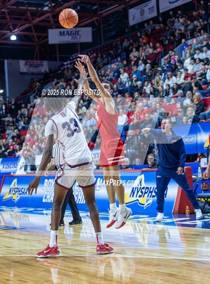 Thumbnail 3 in Tappan Zee vs Binghamton (NYSPHSAA Class AA Semifinal) photogallery.