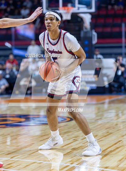 Thumbnail 1 in Tappan Zee vs Binghamton (NYSPHSAA Class AA Semifinal) photogallery.