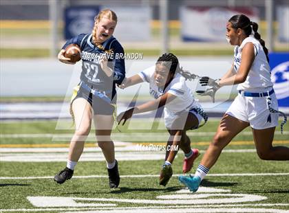 Thumbnail 2 in Lompoc vs. Camarillo photogallery.