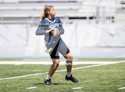Thumbnail 3 in Lompoc vs. Camarillo photogallery.