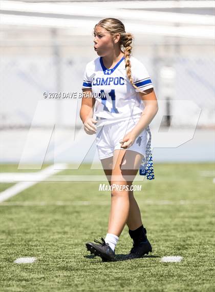 Thumbnail 2 in Lompoc vs. Camarillo photogallery.