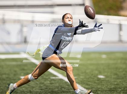 Thumbnail 3 in Lompoc vs. Camarillo photogallery.