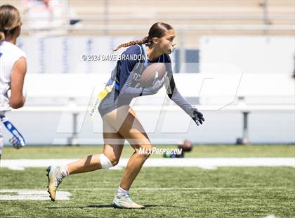 Thumbnail 3 in Lompoc vs. Camarillo photogallery.