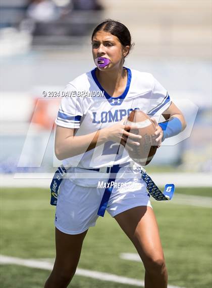 Thumbnail 1 in Lompoc vs. Camarillo photogallery.