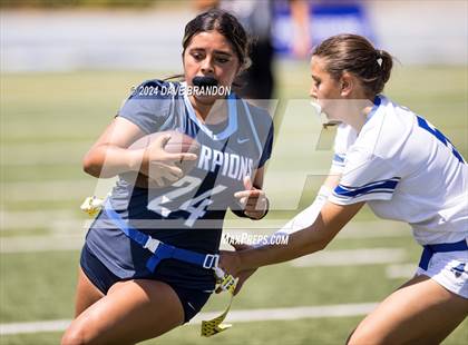 Thumbnail 2 in Lompoc vs. Camarillo photogallery.
