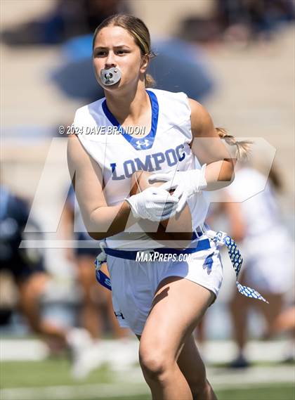 Thumbnail 2 in Lompoc vs. Camarillo photogallery.