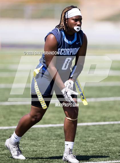 Thumbnail 2 in Lompoc vs. Camarillo photogallery.