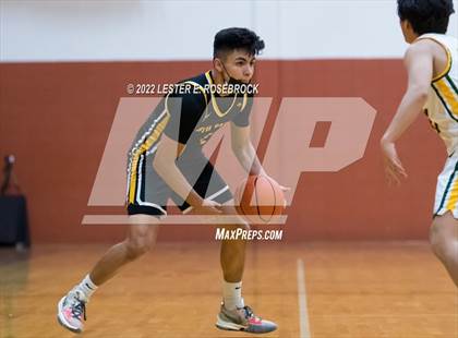 Thumbnail 3 in Crystal City vs. Rio Hondo (UIL 4A Area Playoffs) photogallery.