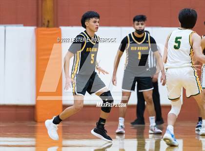 Thumbnail 1 in Crystal City vs. Rio Hondo (UIL 4A Area Playoffs) photogallery.