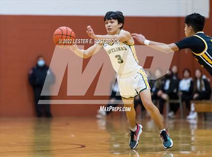 Thumbnail 3 in Crystal City vs. Rio Hondo (UIL 4A Area Playoffs) photogallery.