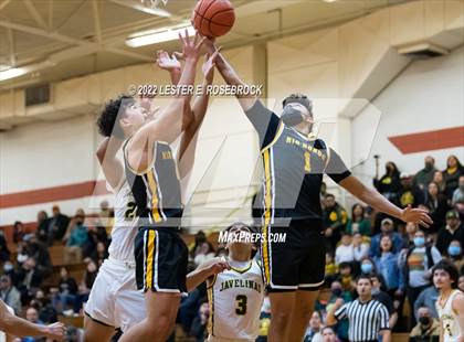 Thumbnail 2 in Crystal City vs. Rio Hondo (UIL 4A Area Playoffs) photogallery.
