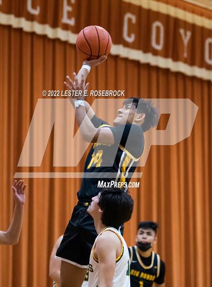 Thumbnail 1 in Crystal City vs. Rio Hondo (UIL 4A Area Playoffs) photogallery.