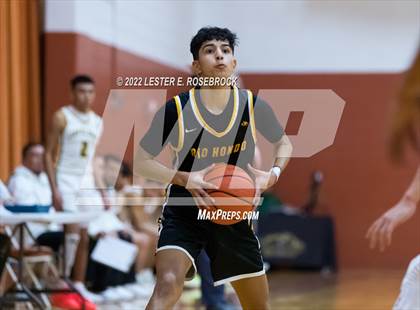 Thumbnail 2 in Crystal City vs. Rio Hondo (UIL 4A Area Playoffs) photogallery.
