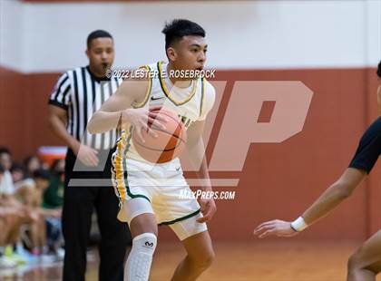Thumbnail 3 in Crystal City vs. Rio Hondo (UIL 4A Area Playoffs) photogallery.
