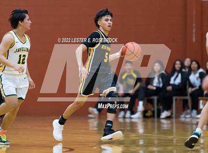 Thumbnail 2 in Crystal City vs. Rio Hondo (UIL 4A Area Playoffs) photogallery.