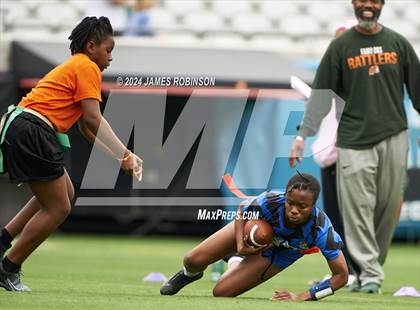 Thumbnail 3 in Stanton vs FAMU DRS (Jaguars Preseason Classic) photogallery.