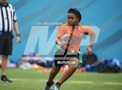 Thumbnail 3 in Stanton vs FAMU DRS (Jaguars Preseason Classic) photogallery.