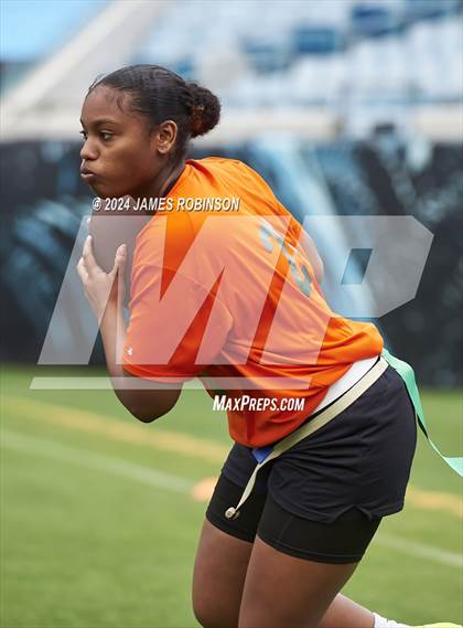 Thumbnail 1 in Stanton vs FAMU DRS (Jaguars Preseason Classic) photogallery.
