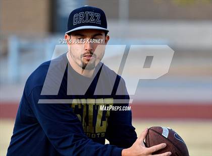 Thumbnail 2 in Spring Valley vs Chaparral photogallery.
