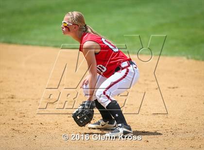 Thumbnail 3 in West Essex vs. Middletown South photogallery.