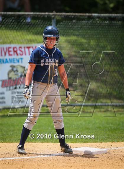Thumbnail 2 in West Essex vs. Middletown South photogallery.