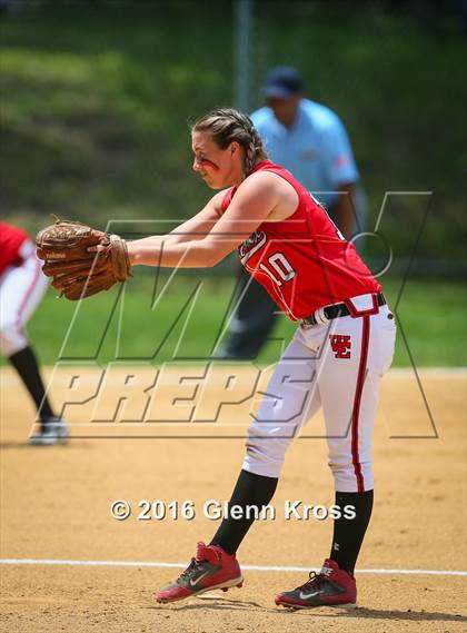 Thumbnail 3 in West Essex vs. Middletown South photogallery.