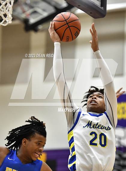 Thumbnail 3 in St. Francis de Sales vs Farragut (Bob Hambric Shootout) photogallery.
