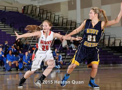 Thumbnail 3 in Alta vs West Seattle (MaxPreps Holiday Classic) photogallery.