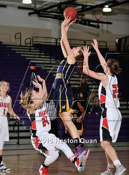 Thumbnail 1 in Alta vs West Seattle (MaxPreps Holiday Classic) photogallery.