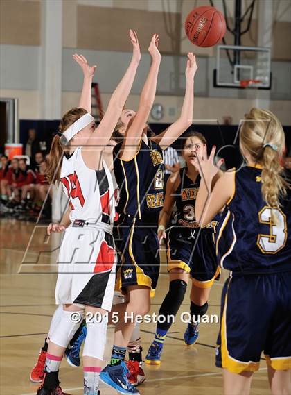 Thumbnail 1 in Alta vs West Seattle (MaxPreps Holiday Classic) photogallery.