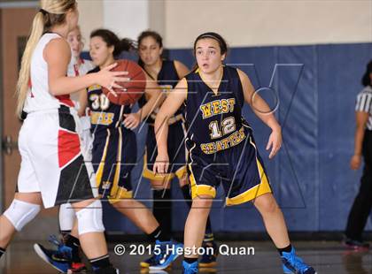 Thumbnail 1 in Alta vs West Seattle (MaxPreps Holiday Classic) photogallery.
