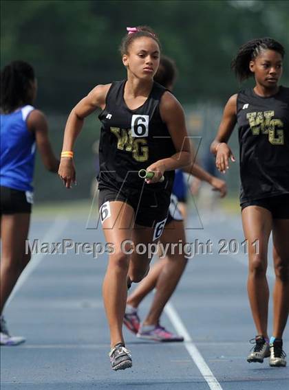 Thumbnail 1 in NCHSAA 4A Track & Field Championships photogallery.