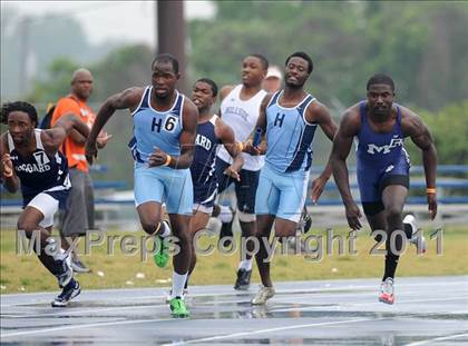 Thumbnail 1 in NCHSAA 4A Track & Field Championships photogallery.