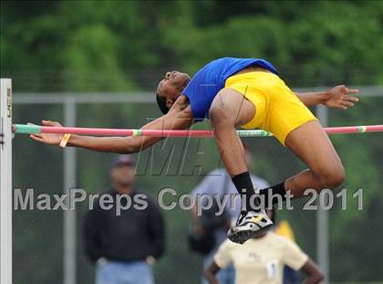 Thumbnail 3 in NCHSAA 4A Track & Field Championships photogallery.