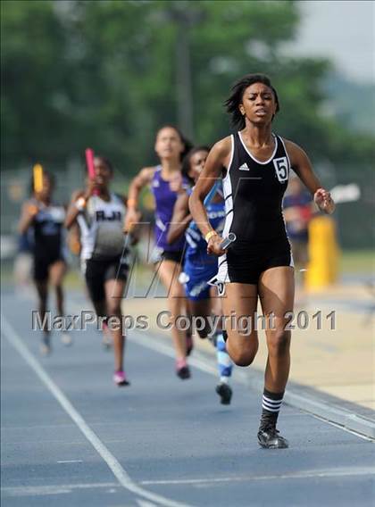 Thumbnail 1 in NCHSAA 4A Track & Field Championships photogallery.