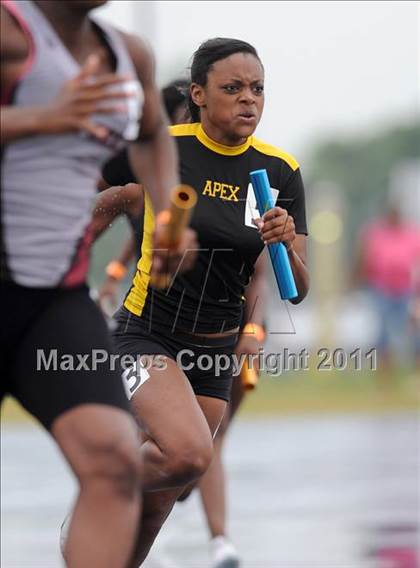 Thumbnail 1 in NCHSAA 4A Track & Field Championships photogallery.