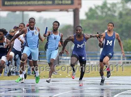Thumbnail 1 in NCHSAA 4A Track & Field Championships photogallery.
