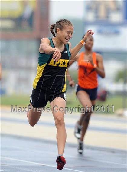 Thumbnail 1 in NCHSAA 4A Track & Field Championships photogallery.