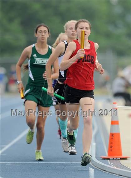 Thumbnail 1 in NCHSAA 4A Track & Field Championships photogallery.