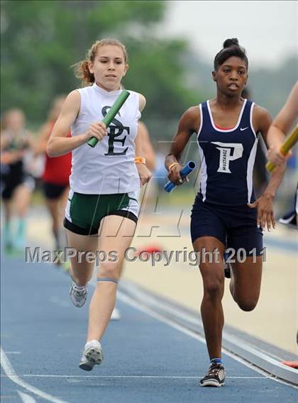 Thumbnail 3 in NCHSAA 4A Track & Field Championships photogallery.