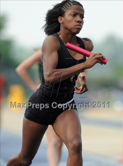 Thumbnail 2 in NCHSAA 4A Track & Field Championships photogallery.