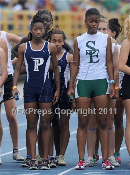 Thumbnail 3 in NCHSAA 4A Track & Field Championships photogallery.